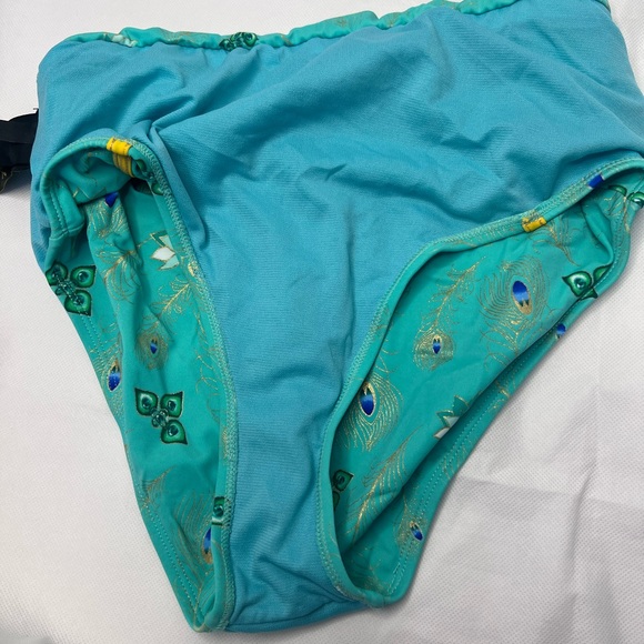 Disney Aladdin Jasmine swimsuit bottom - Picture 3 of 9